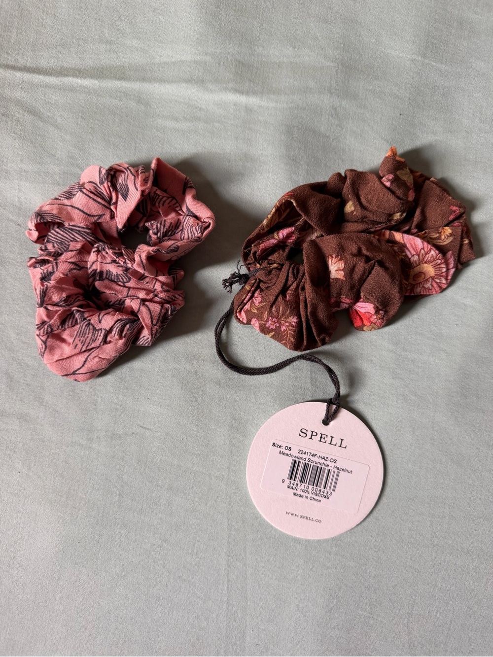 2 Spell scrunchies